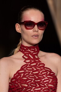 siriano-clp-rs20-0809.thumb.jpg.06c18264df152947c0ee976bd2633ce0.jpg