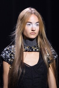 vera-wang-clp-rs20-1511.thumb.jpg.9028c075b045e1002cbb5c2443718f5c.jpg