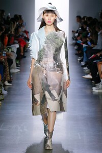 00013-Parsons-MFA-SS20-Ready-To-Wear-Credit-Monica-Feudi.thumb.jpg.8e786518b9f53e8708857477f9f00154.jpg