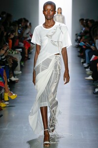 00029-Parsons-MFA-SS20-Ready-To-Wear-Credit-Monica-Feudi.thumb.jpg.303bf7fc341db9e6d9ea54d1231c43a1.jpg
