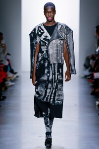 00080-Parsons-MFA-SS20-Ready-To-Wear-Credit-Monica-Feudi.thumb.jpg.23f1a2d6d7edfbcaa9cab59603ee285b.jpg