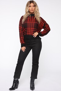 06-24-19_Studio_4_MA_8-15_AM_6_3YT1793_BlackRed_2926_JK.jpg