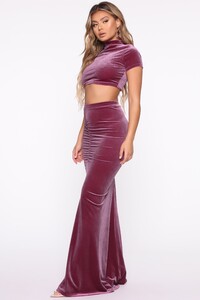09-13-19_Studio_3_OD_13-57-34_17__TS1253_Violet_PC_0813_JK_RA.jpg