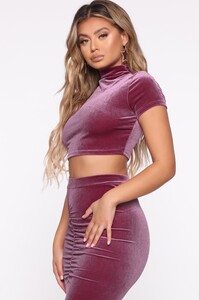 09-13-19_Studio_3_OD_13-57-43_17__TS1253_Violet_PC_0816_JK_RA.jpg