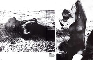 1015117352_Photon298-1992-12(15)CindyCrawford_HelmutNewton.thumb.jpg.0d77a463368b1f2707cc7930782aa833.jpg