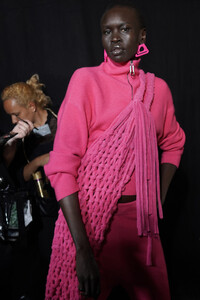 Alek+Wek+Off+White+Backstage+Paris+Fashion+ArKJdoQq31mx.jpg