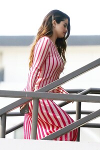        sel241019BZNimage128.jpg