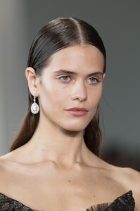 1055736459_PamellaRolandSpring2020DetailskcPzikITRCux.thumb.jpg.f4c109cf2df6f52913a3e97589b4d698.jpg