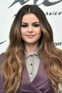        sel291019BZNimage1.jpg