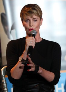       the131019BZNimage16.jpg
