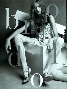 vogue it - 2006 02 - broken dolls - 001.jpg