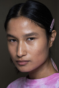 122506133_KateSpadeSpring2020BackstageKb0SK4rCUlfx.thumb.jpg.e5dd0392ecb3118f9cabf7eb2d8e17e2.jpg