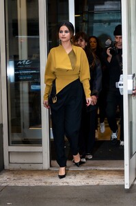        sel291019BZNimage1.jpg
