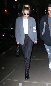        gig081019BZNimage121.jpg