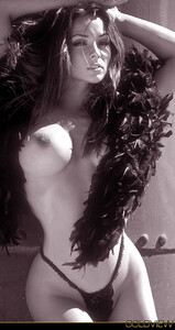 148073955_glam_123_953lo.jpg