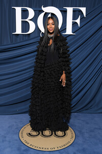 Naomi+Campbell+Business+Fashion+Celebrates+lIqG9eTRpJox.jpg