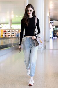 sui211019BZNimage103.jpg