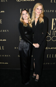 Nicole+Kidman+2019+ELLE+Women+Hollywood+Arrivals+C9YFxLT-2zbx.jpg