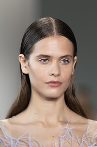 1655831541_PamellaRolandSpring2020DetailsIyQn7uGgz5Ox.thumb.jpg.ccc1b0f9dcd507576c793ba4e65edcb8.jpg