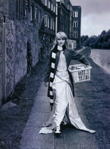 prg_AleksandraEgorova_it Elle 10 01-06.jpg