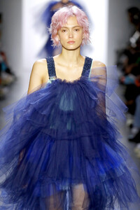 1738198448_ParsonsMFARunwaySeptember2019NewYorkiNlLfsQDPP3x.thumb.jpg.f924650fd7016824b4c06e7f6251674a.jpg