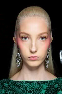 1798791611_TadashiShojiSpring2020BackstagebMEO_bL1etHx.thumb.jpg.0ad7795bc8bb7e6578dc9f494efeb3fc.jpg