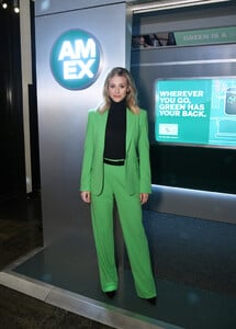 Lili+Reinhart+American+Express+Celebrates+qfpmZUtY3yWx.jpg