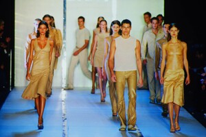 1835258043_dkny-ss-2000(13).thumb.jpg.9825c091a122612dbed6e4336074d672.jpg
