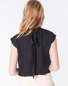 1905GGT054708_Black_PRODUCT_04.jpg