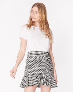 1905PL0083242_Black_20White_PRODUCT_01.jpg