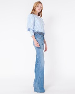 1905SH0124583_Blue_20Multi_PRODUCT_02.jpg