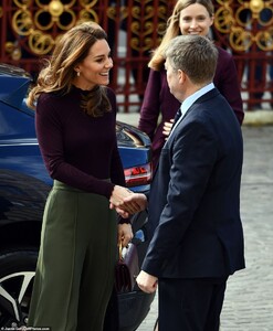 19484408-7553831-The_Duchess_of_Cambridge_Patron_of_the_Museum_visited_the_Natura-a-18_1570615111086.jpg