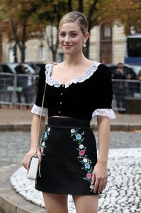        lil011019BZNimage29.jpg