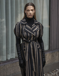 2019-2020-fallwinter-area-collections-for-women-2.thumb.jpeg.f2e8cc8ba71b8e5826a2ee4b4ca34cbb.jpeg