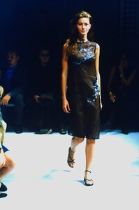 2043978699_philosophy-di-alberta-ferretti-ss-1998(6).thumb.jpg.57309df2d28af894b08f84e1375e657d.jpg