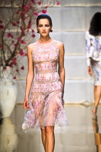 214211654_Valentino1997HauteCouture86.thumb.jpg.4a99afffc6306774429d97ecc731c501.jpg