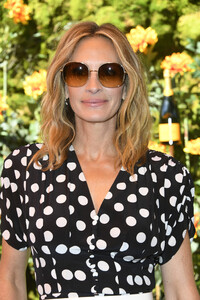 Julia+Roberts+10th+Annual+Veuve+Clicquot+Polo+zCODEymlw5_x.jpg