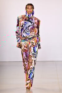 214609600_VictoriaHayesSpringSummer2020RunwayqpXXDrIA6SXx.thumb.jpg.cfdc9622aa2af0aee7a46c1cac63957d.jpg
