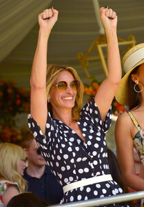 Julia+Roberts+10th+Annual+Veuve+Clicquot+Polo+w3mnfujpxadx.jpg