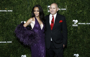 Winnie+Harlow+God+Love+Deliver+13th+Annual+QeWzeybvn0Ex.jpg