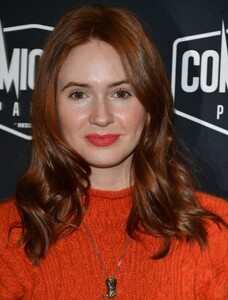        gil281019BZNimage108.jpg