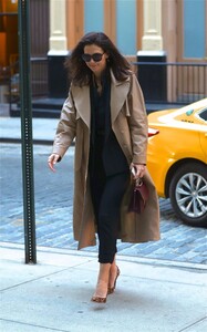        kat181019BZNimage6.jpg