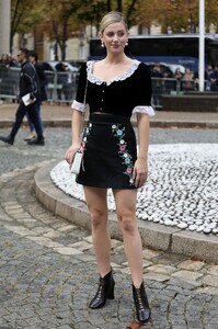        lil011019BZNimage36.jpg