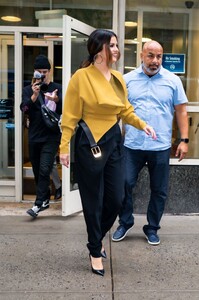        sel291019BZNimage2.jpg