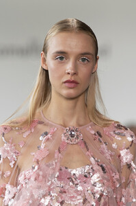 585929441_PamellaRolandSpring2020Detailspd014QDk6_-x.thumb.jpg.0777b7935d0c923a0babf56ba1a43748.jpg