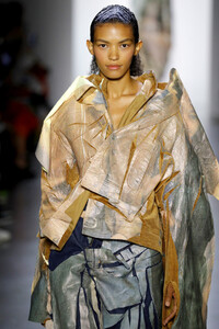 596646026_ParsonsMFARunwaySeptember2019NewYorkXLrVYt01e7lx.thumb.jpg.b131c6de24af74321fd48b3f5b7950f9.jpg