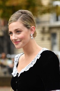        lil011019BZNimage4.jpg