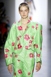 704213920_ParsonsMFARunwaySeptember2019NewYork-EpHPW0afpqx.thumb.jpg.1a1de41c285f5e8ffcd2eae18f573998.jpg