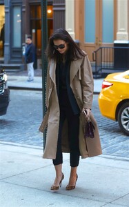        kat181019BZNimage8.jpg