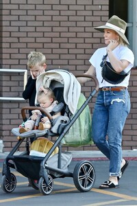       hil131019BZNimage110.jpg
